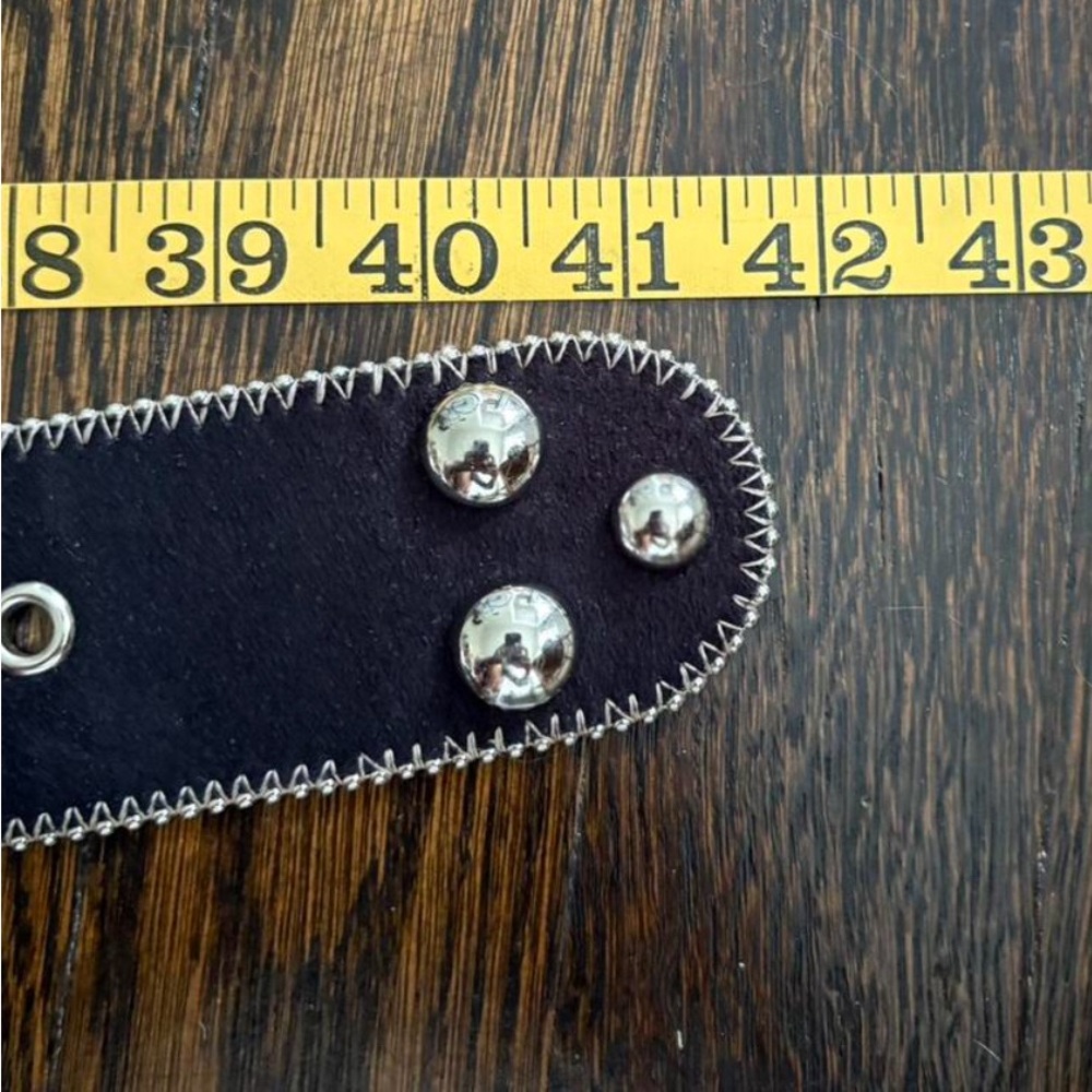 Y2K Kathy Van Zeeland Black Studded Belt - Picture 3 of 4